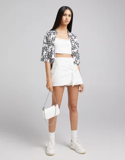 FEMME BERSHKA Tout voir*Sac chaîne imitation croco