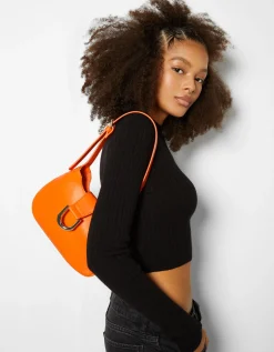FEMME BERSHKA Tout voir*Sac porté épaule boucle effet argent