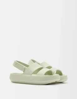 FEMME BERSHKA Sandales*Sandales plates caoutchoutées