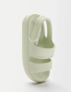 FEMME BERSHKA Sandales*Sandales plates caoutchoutées