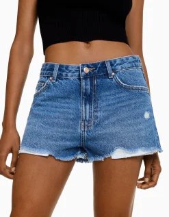 FEMME BERSHKA Shorts et bermudas*Short denim vintage déchiré