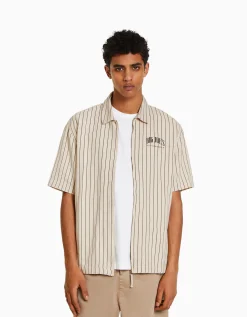 HOMME BERSHKA Surchemises*Surchemise manches courtes toile zippée