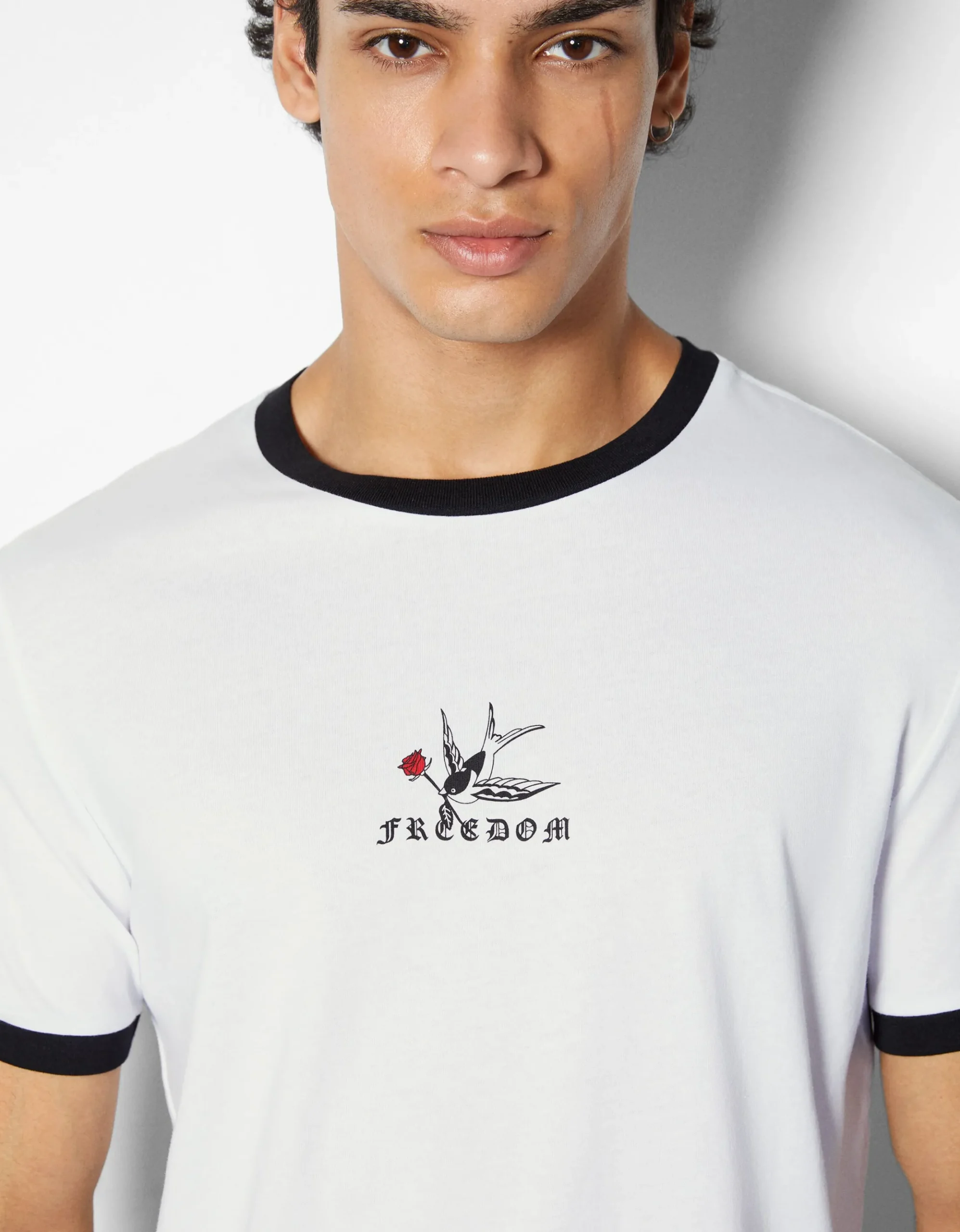HOMME BERSHKA Tee-shirts*T-shirt manches courtes regular fit imprimé