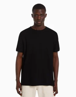 HOMME BERSHKA Tee-shirts*T-shirt texturé à manches courtes