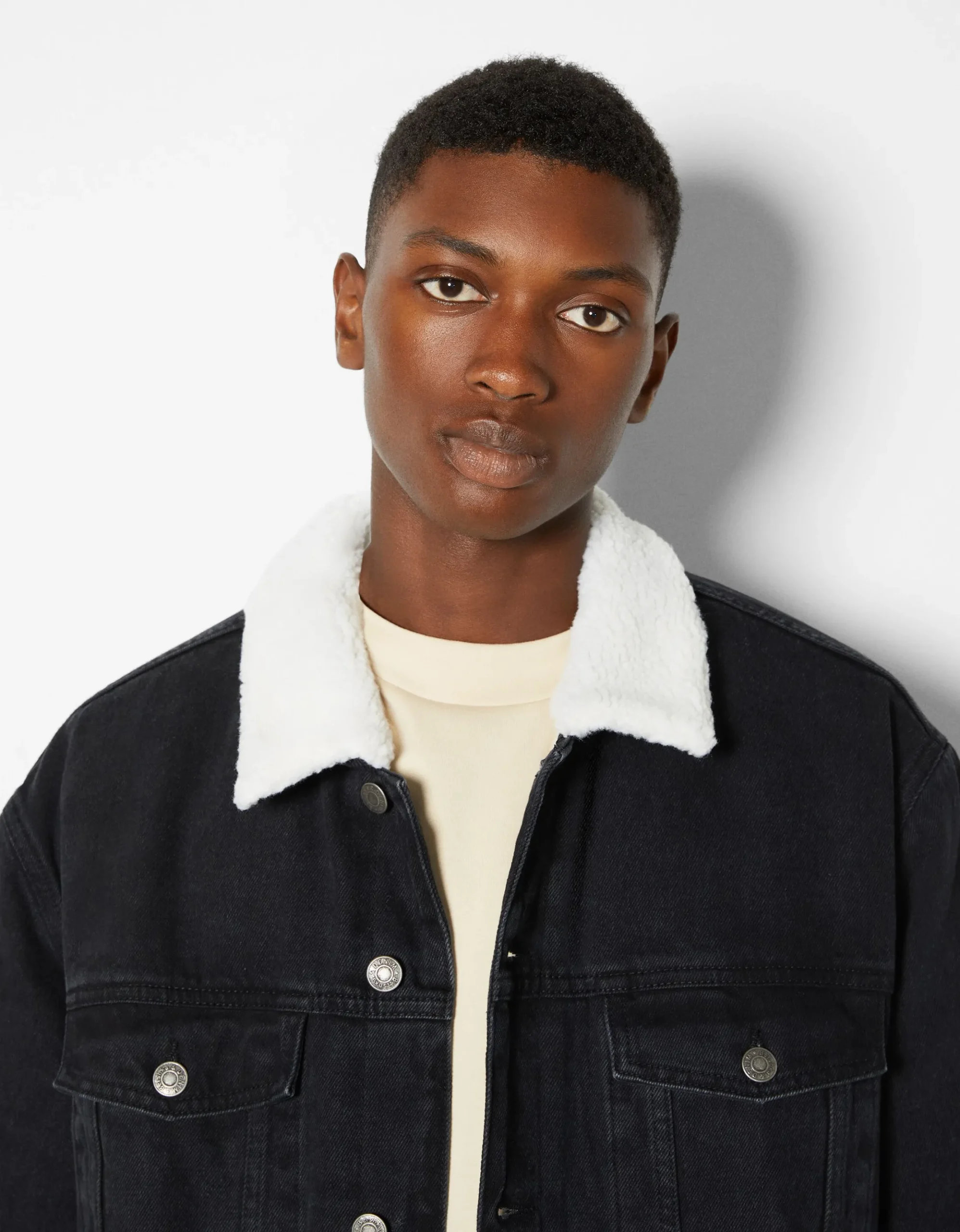 HOMME BERSHKA Blousons et manteaux*Veste en jean doublure polaire