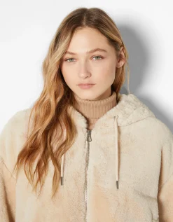 FEMME BERSHKA Vestes*Veste polaire à capuche